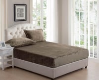 طقم شراشف مخمل مزدوج 3 قطع