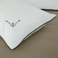 مفرش فندقي مطرز قطن ساتان بدون حشوة 6 قطع