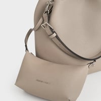 شنطة تشارلز اند كيث - Beryl bucket