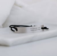 اساور نسائي و رجالي تصميم حسب اختيارك