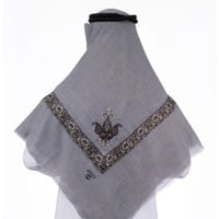 شال كشمري قوتشي فضي تطيرز بني