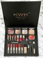 بوكس مكياج كامل KWK - مثالي للاستخدام اليومي