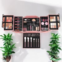 بوكس مكياج كامل كبير احترافي 47 قطعة الوردي من ايف...