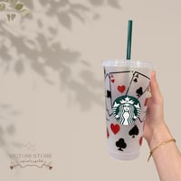 كوب اوراق اللعب