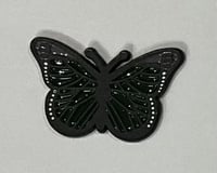 ستيكر معدني فراشة خضراء