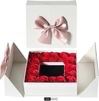 بوكس هدايا مع الورد