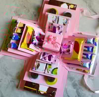 صندوق الهدايا متعدد الطبقات