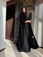 عباية دلال اسود