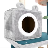 برج كات تري مع بيت متعدد المستويات