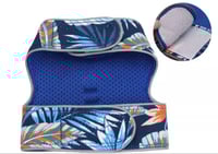 مشد صدرية الوان منوعة وسط للقطط مع الحبل - M