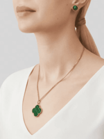 سلسال فان كليف طويل اخضر وردة واحدة كبيرة