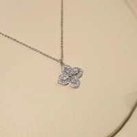 سلسال روبرتو كوين فضي مزين بأحجار