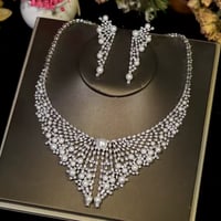 طقم زركون لولو فضي تصميم ملكي