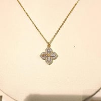 سلسال روبرتو كوين ذهبي مزين بأحجار