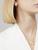 سلسال فان كليف وردة فريفول ذهبي