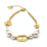 اسوارة ديور مزينة لولو