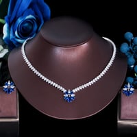 طقم زركون تصميم وردة قطعتين سلسال وحلق لون ازرق