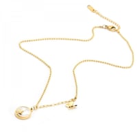 طقم مجوهرات نسائي مع تعليقة على شكل فراشة - لون ذه...