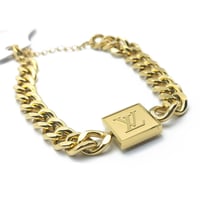 اسوارة ال في جنزير