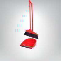 طقم مكون من مقشة وجاروف بمقابض طويلة