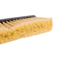 مكنسة لتنظيف الأرضية بني