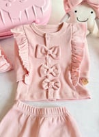 بوكس لبس مواليد استقبال فيونكات وردي