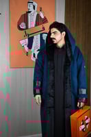 فروة العز لون ازرق مبطنة بفرو ناعم