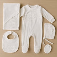 هدية مولودة ( أبيض )