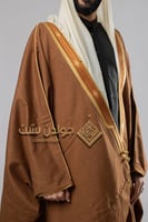 Golden Bisht- بشت شتوي متوسع اشقر