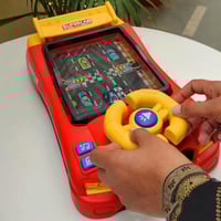 لعبة سباق السيارات للأطفال (لون احمر)