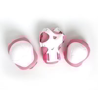 مجموعة واقيات حماية للأطفال مكونة من 6 قطع.