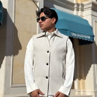 سديري - اوف وايت ' أسود