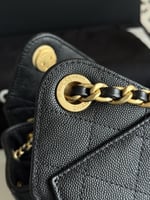 CHANEL 25