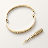 سوار LOVE، موديل كلاسيكي، 10 ماسات