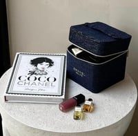 Chanel Beauté Cosmetic Case