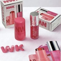 طقم تنت وقلوس NWK بكج ثنايي خيالي للشفاه والخدود