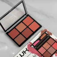 باليت احمر خدود من kwk