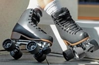 سكيت كاسانا الرباعي الاحترافي (اسود)