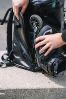 حقيبه فلاينق ايقل تيك