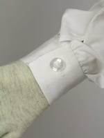 قميص ولادي ابيض