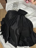 فستان ابيض واسود شانتون