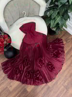 فستان عاليه