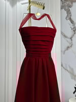 فستان عذابه