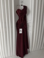 فستان عذارء