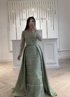 فستان منيره