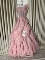 فستان مشاعل