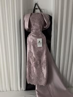 فستان جميله