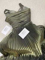 فستان نوره فخمم وانيق