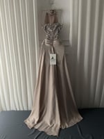 فستان انهار