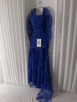 فستان شريفة